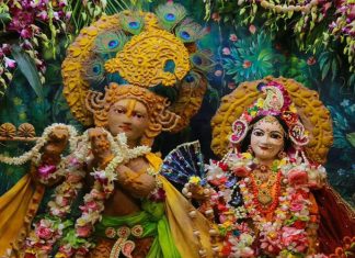 Shri Krshna Ki Teen Adhori Ichchhayen Akshaya Tritiya Sringar Iskcon Temple Vrindavan