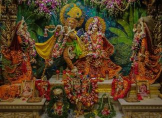 Duniya Ka Sabase Dhanavaan Vyakti Kaun? Akshaya Tritiya Sringar Iskcon Temple Vrindavan