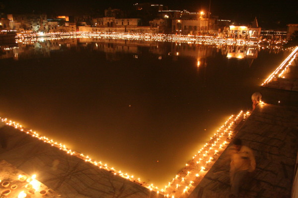 Krishna Kund Or Radha Kund History Govardhan