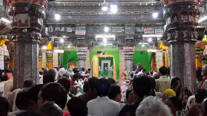 shri Dwarkadhish Maharaj Darshan Mathura shri Dwarkadhish Maharaj Darshan Mathura