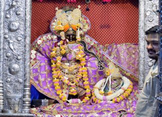 Shri Radhavallabh Lal Ji Temple Vrindavan Shri Radhavallabh Lal Ji Temple Vrindavan