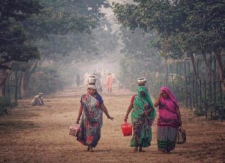 Brij Chaurasi Kos Parikrama Visheshtayen Govardhan Parikrama Marg