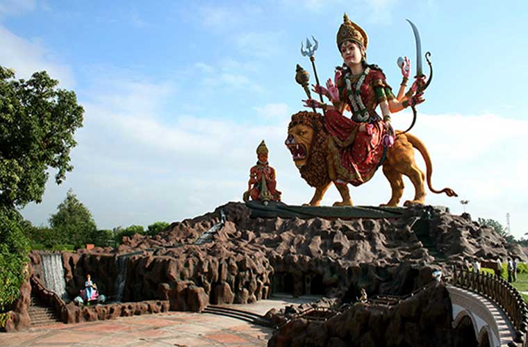Maa Vaishno Devi Temple Vrindavan