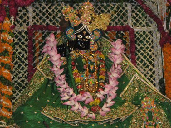 Hariyali Teej Darshan Shri Banke Bihari Ji Darshan Vrindavan