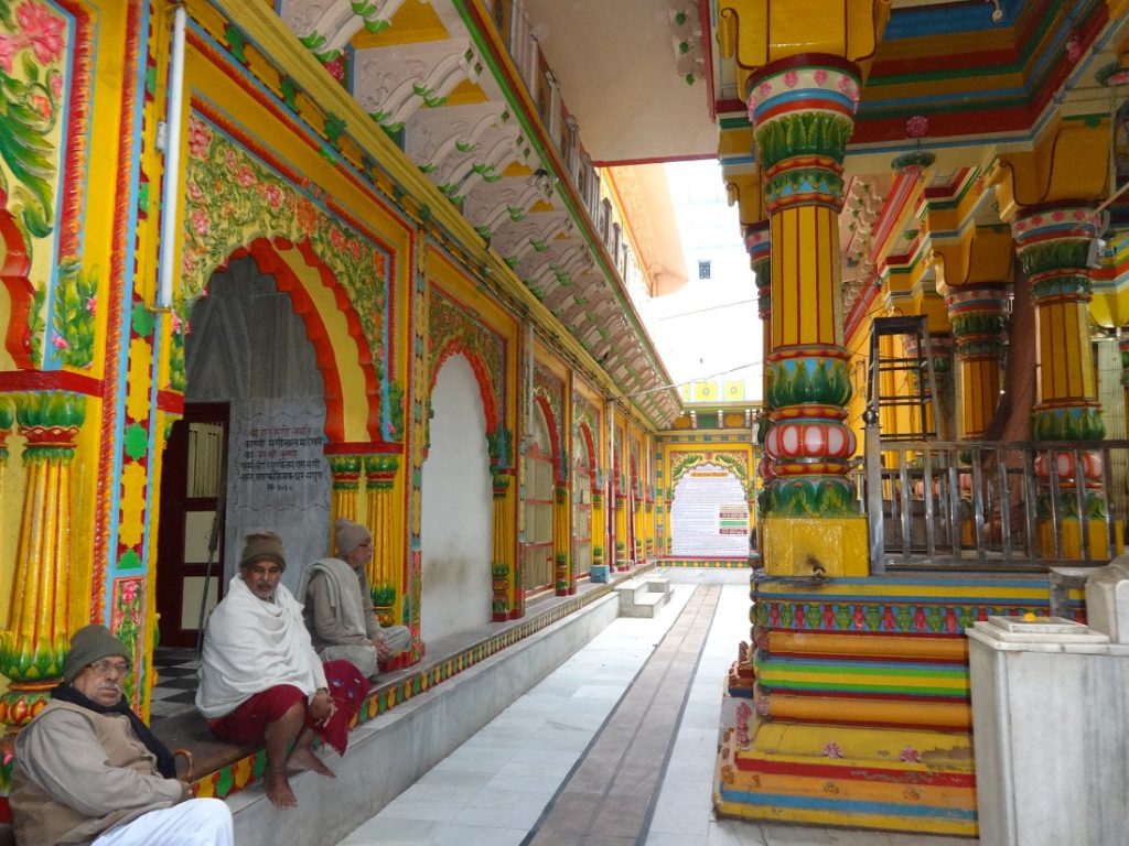 Shri Dwarkadhish Maharaj Parikarma Marg Darshan Mathura
