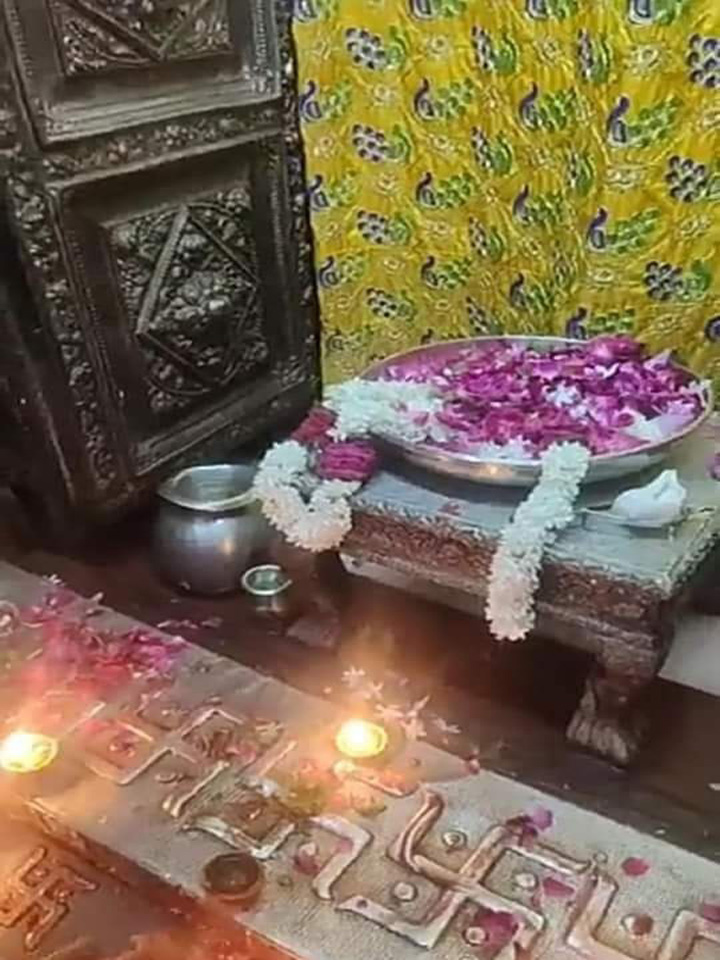 Shri Banke Bihari Ji Chaukhat Pujan Seva