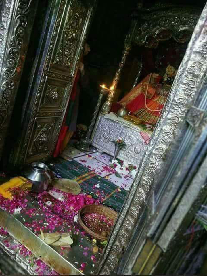 Shri Banke Bihari Ji Chaukhat Pujan Seva