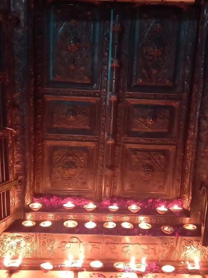 Shri Banke Bihari Ji Chaukhat Pujan Seva