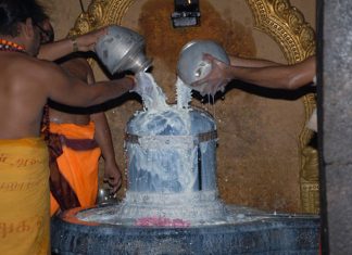 Har Mushkil Kee Kaat Hai Shiv Abhishek Har Mushkil Kee Kaat Hai Shiv Abhishek