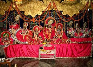 Moksh Ka Adhikari Kaun Radha Damodara Temple Vrindavan