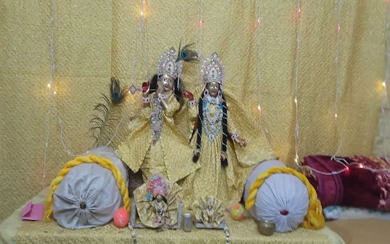 Shri Radha Rani or Deh Bihari Ji Darshan Deh Kund